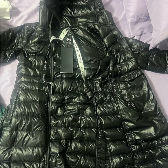 Canada goose lite puffer. Great condition. Authentic. - Picture 4 of 6